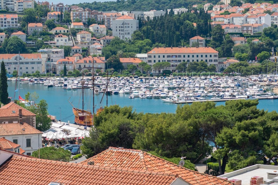 MODERN APARTMENT WITH SEA VIEW Apartment in Dubrovnik