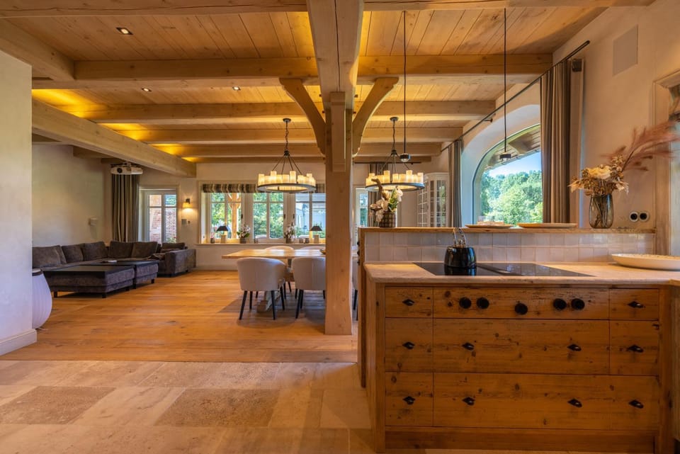 Living room, Dining area, kitchen