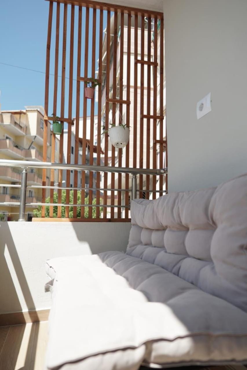 Living room, Seating area, Breakfast