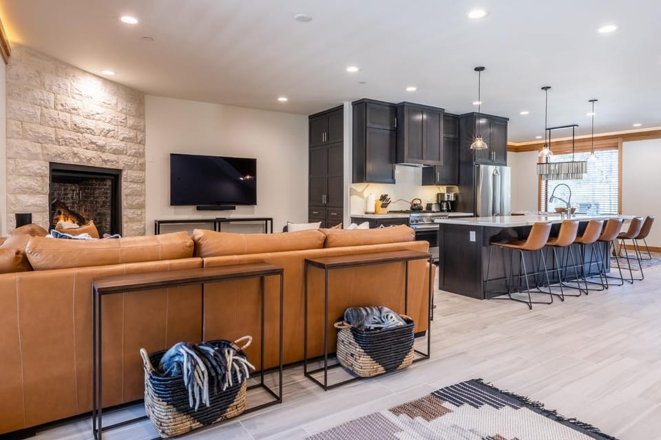 Obsidian 300 House in Mammoth Lakes
