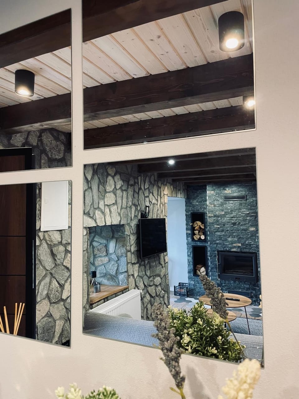 Mount House Mavrovo House in North Macedonia