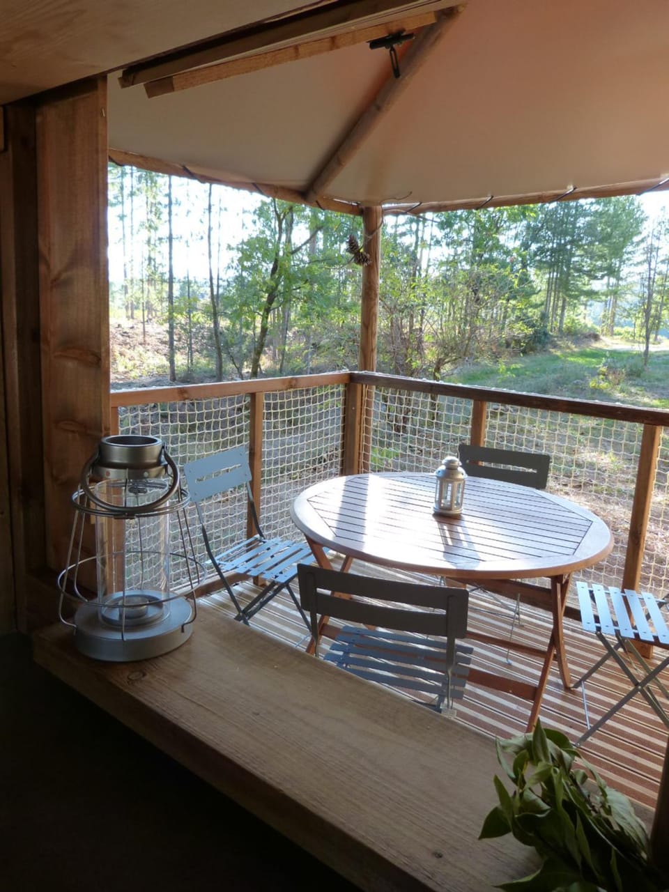 Camping Hello Soleil Campground/ 
RV Resort in Auvergne-Rhône-Alpes