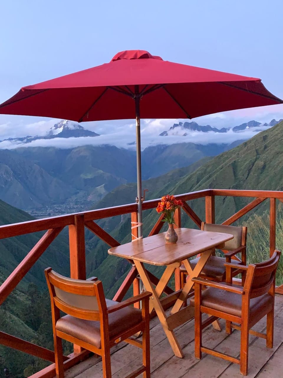 Mountain View Lodge & Experience Campground/ 
RV Resort in Cusco