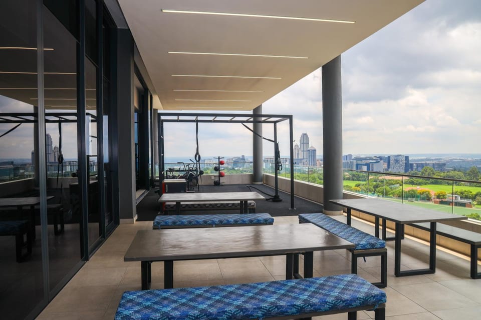 Illovo central @ Sandton Apartment hotel in Sandton
