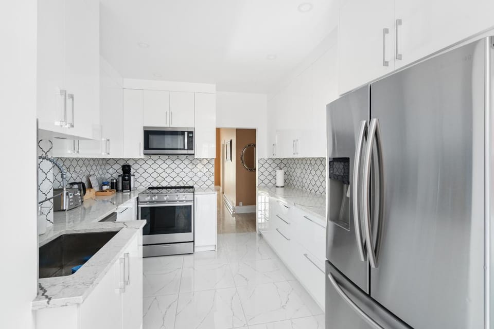 Kitchen or kitchenette, dishwasher, minibar, pet friendly, stove, toaster
