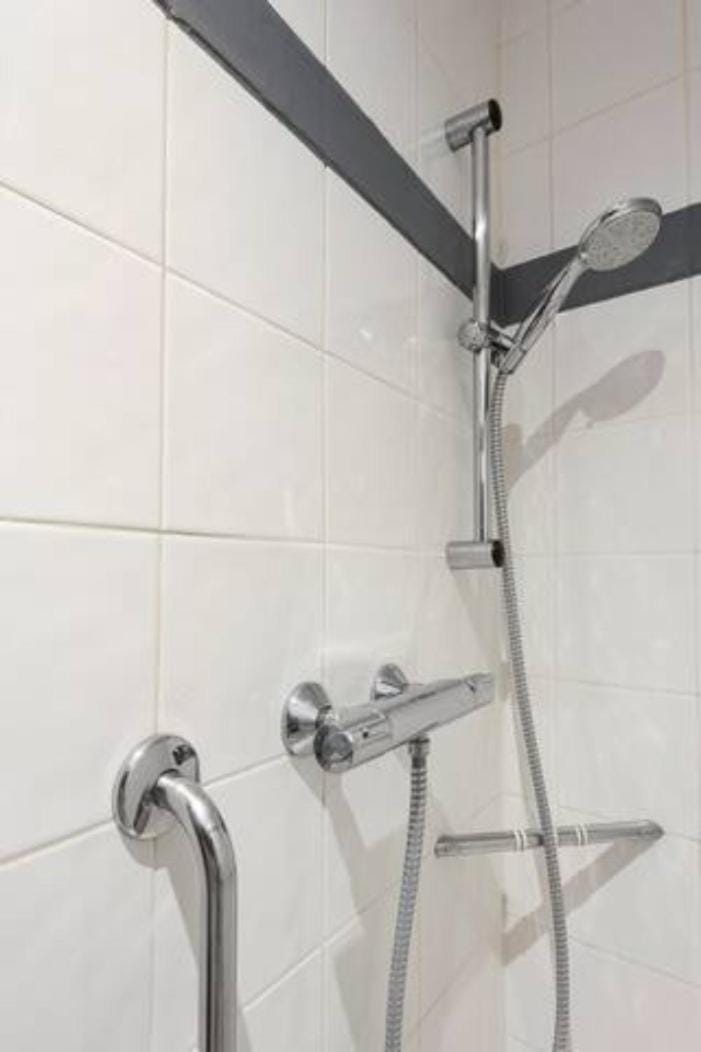 La Tour 1 Appartement au coeur du centre ville Apartment in L'Isle-sur-la-Sorgue