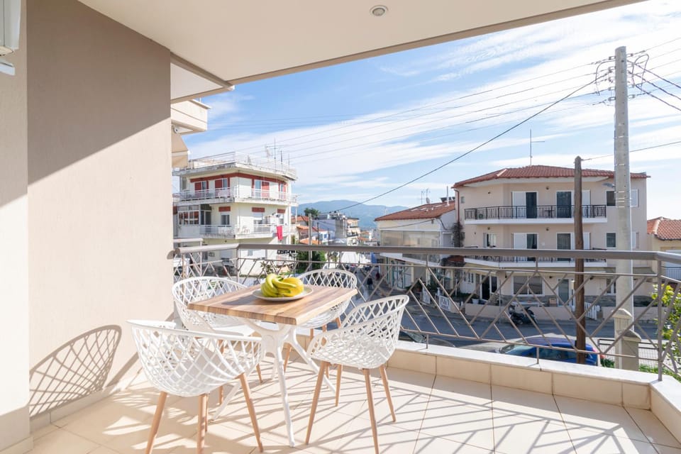 View (from property/room), Balcony/Terrace, Seating area