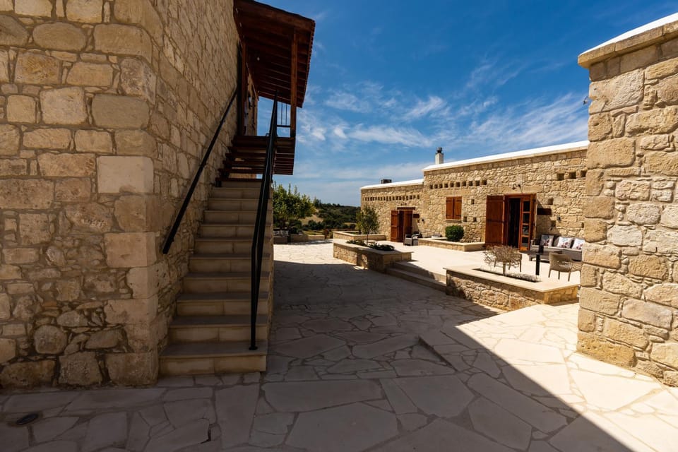 Property building, Day