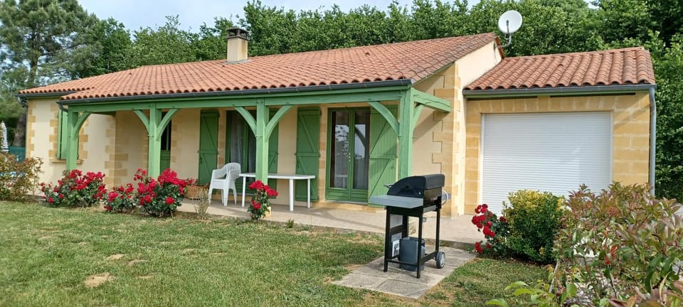 Patio, Garden view