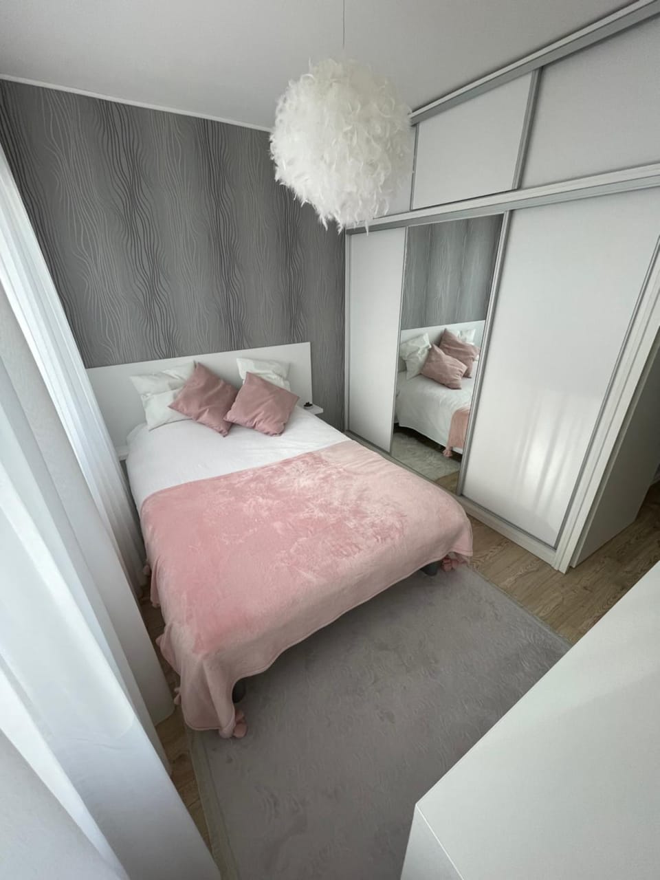 Bed, Bedroom, wardrobe