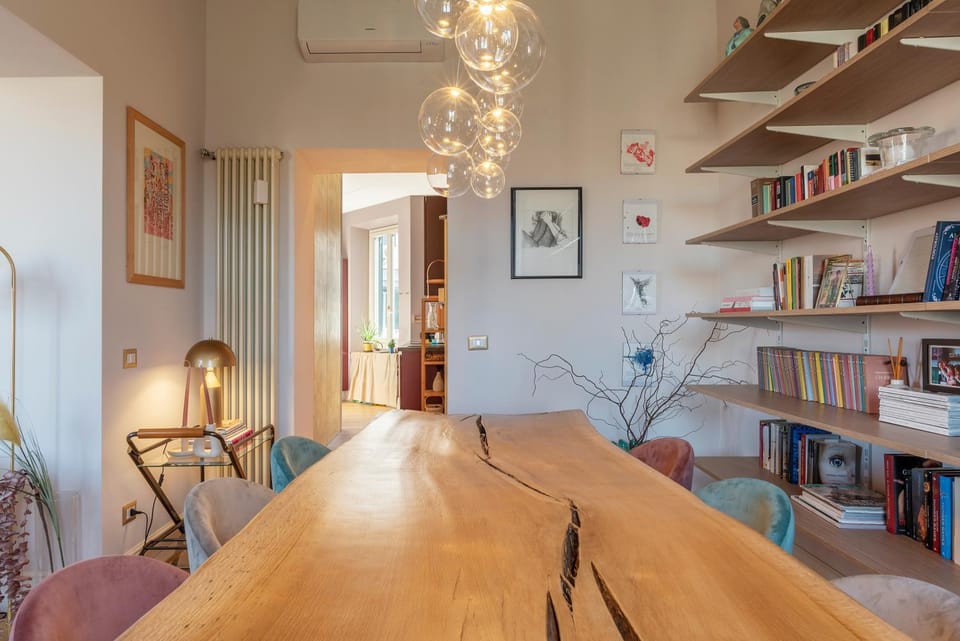 Lounge or bar, Dining area