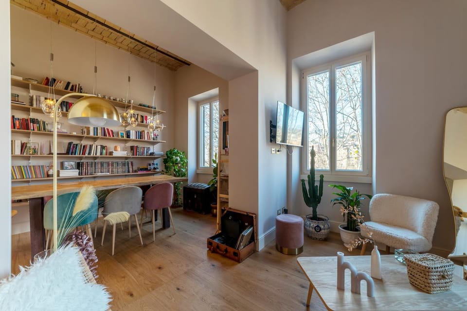 Living room, Lounge or bar