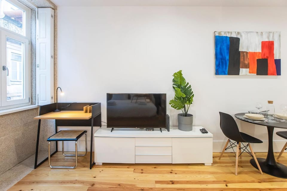 Trendy Vintage Downtown by LovelyStay Apartment in Porto