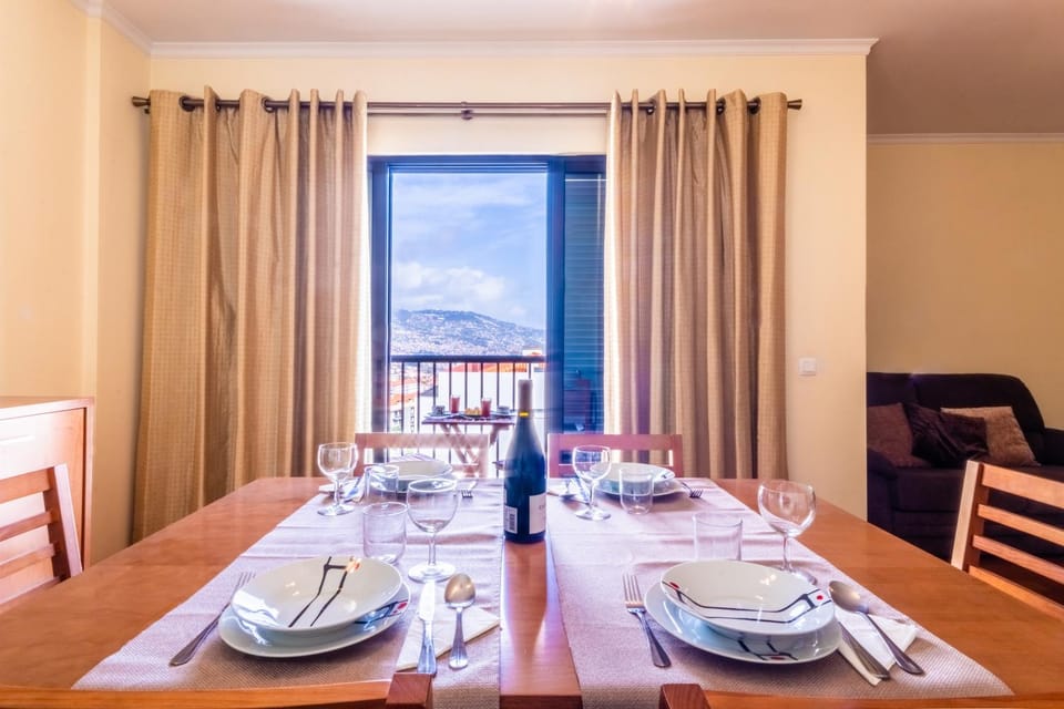 View (from property/room), Dining area