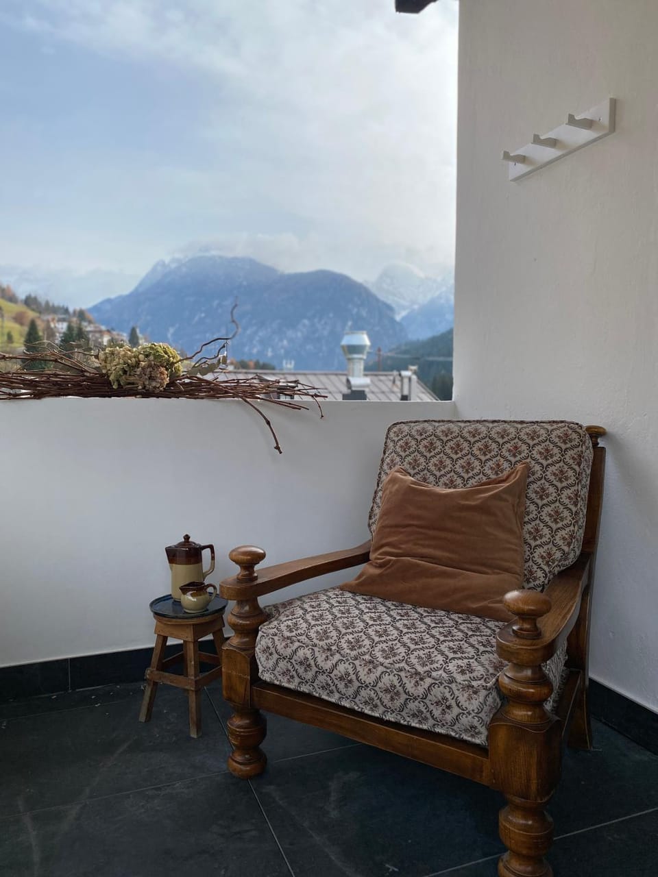 Balcony/Terrace, Balcony/Terrace, Mountain view