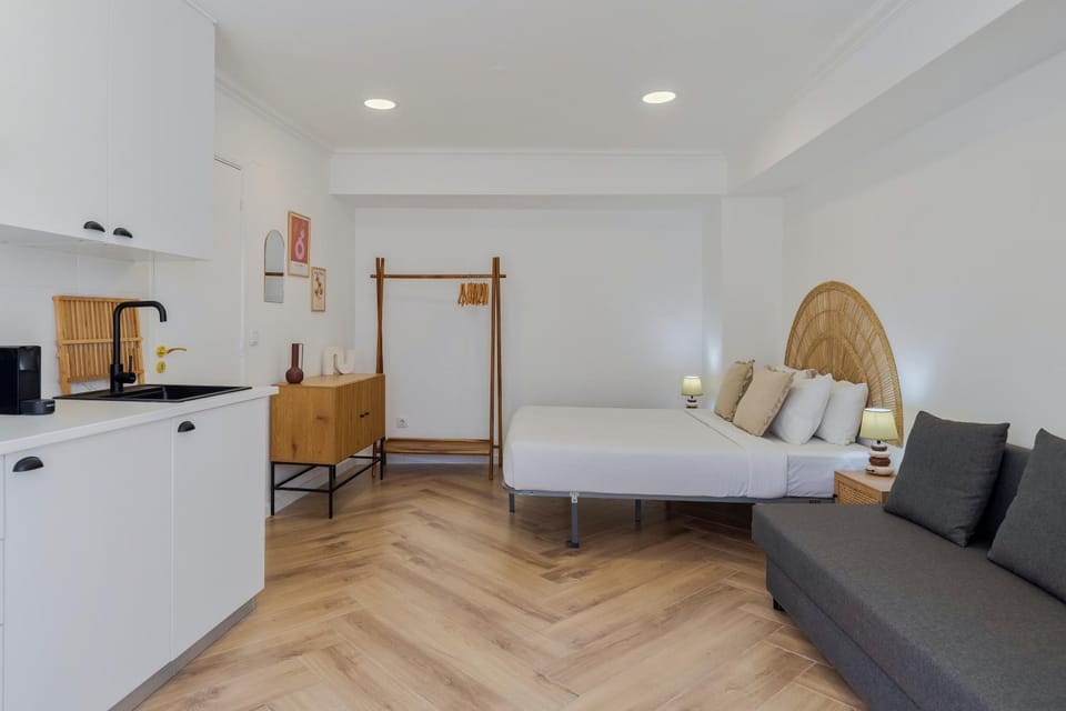 Bed, Decorative detail, Bedroom