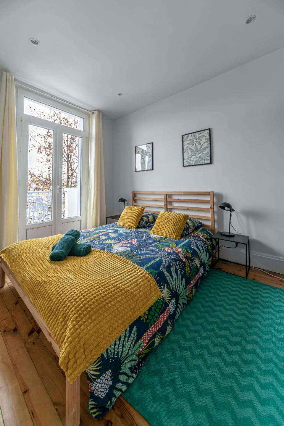 Bed, Photo of the whole room, Bedroom