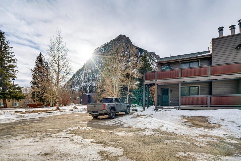 Walk to Main St Recently Renovated Frisco Condo Apartment in Frisco