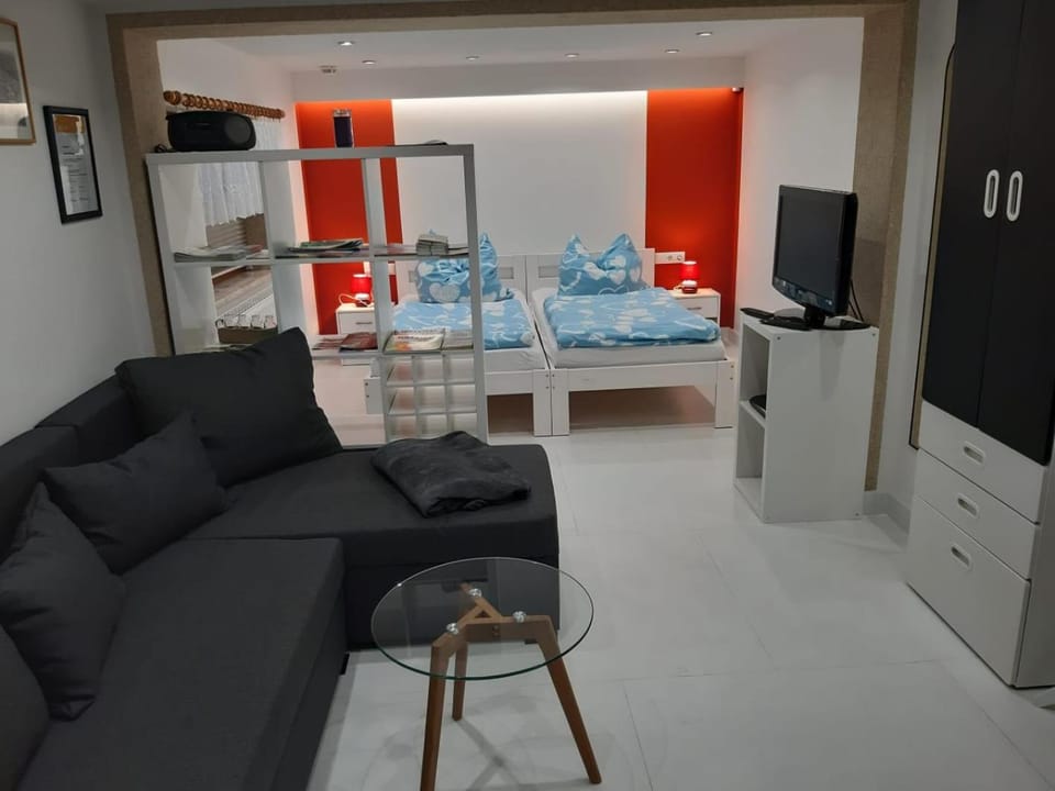 Living room, Bedroom