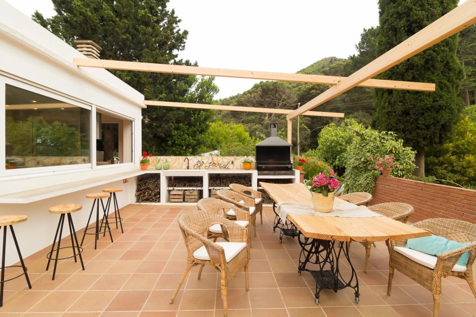 CASA RURAL EL JARDI con Piscina, Jardin y Barbacoa House in Maresme