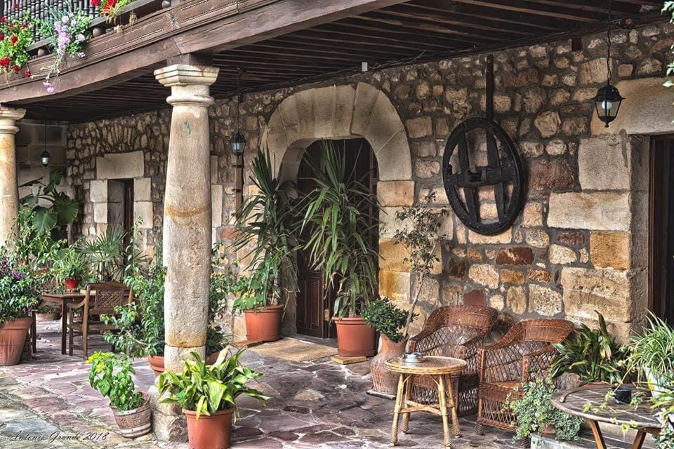 Casa Velarde Bed and Breakfast in Western coast of Cantabria