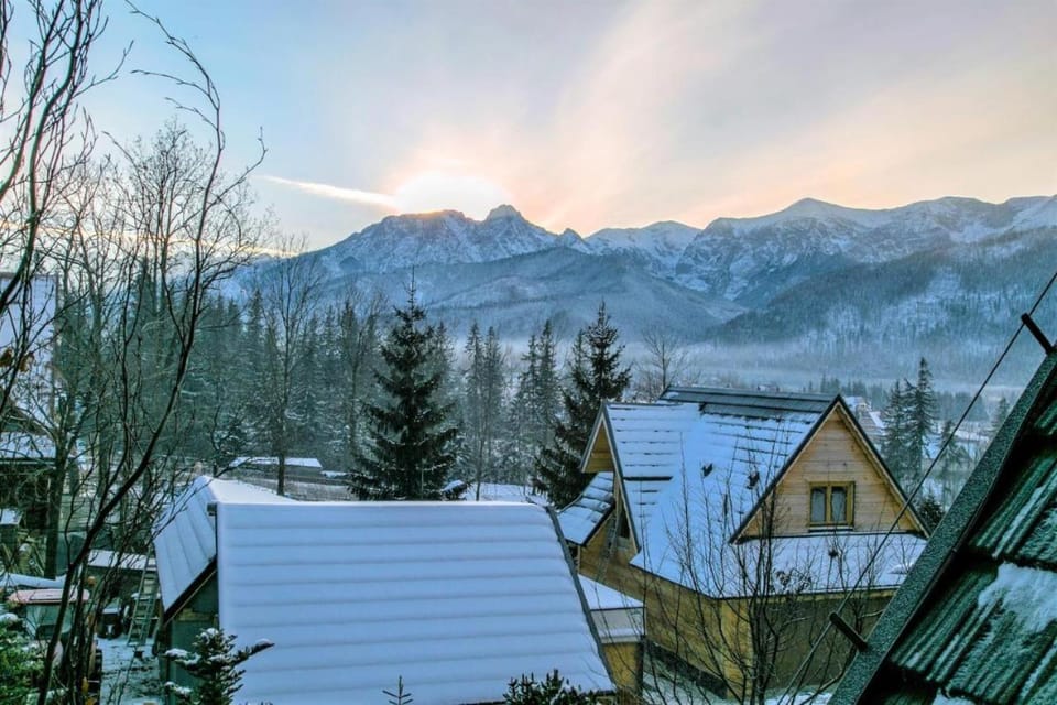 Neighbourhood, Mountain view