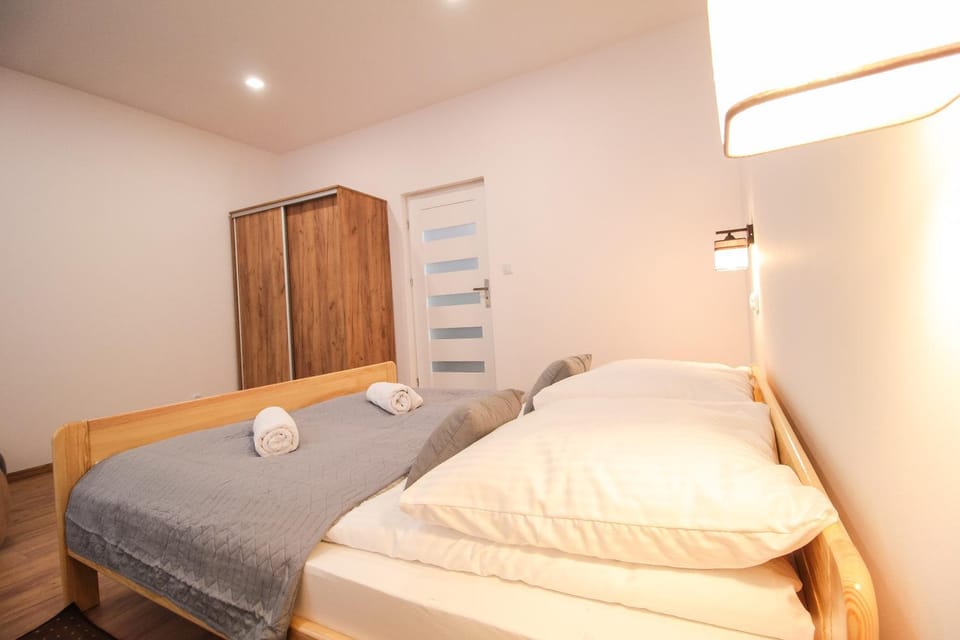 Bedroom, wardrobe