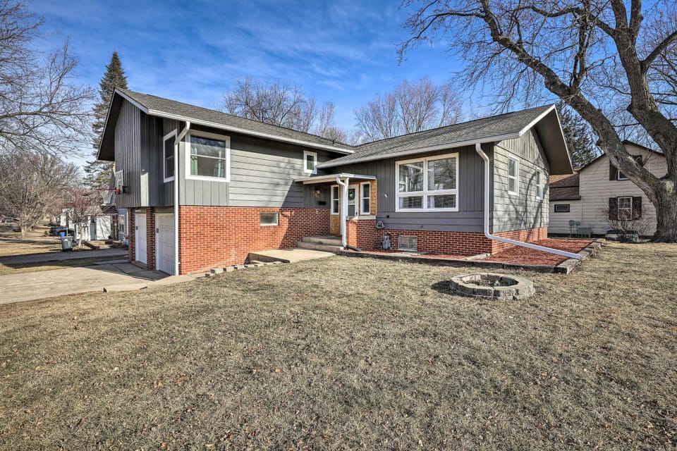 Sioux Center Split-Level Home w/ Game Room! House in Iowa