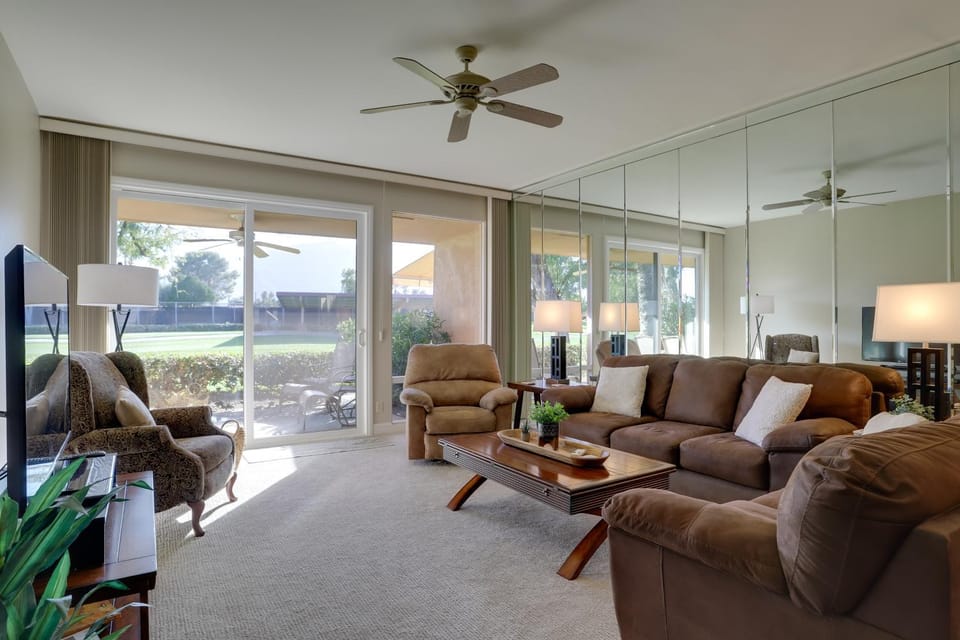 Resort Amenities: Rancho Mirage Country Club Home House in Rancho Mirage