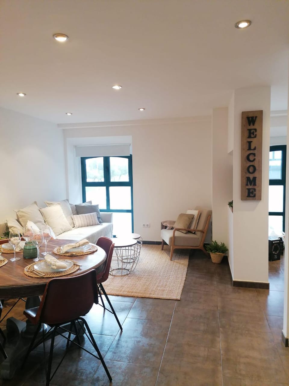Living room, Dining area