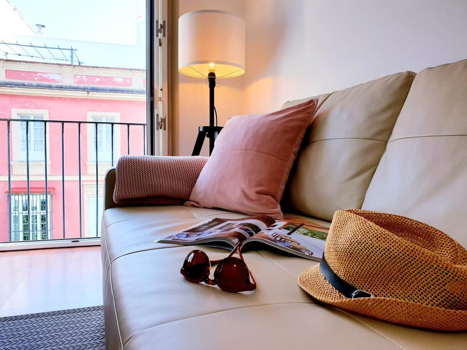 Living room, Seating area, City view