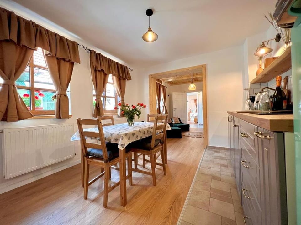 Victoria Gasthaus Rasnov - charming vacation house in Rasnov House in Brașov County