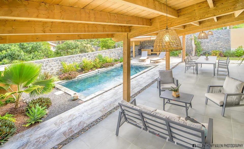 Balcony/Terrace, Balcony/Terrace, Swimming pool, Swimming pool