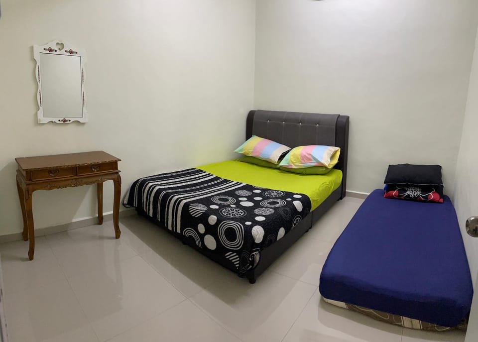 BabaMoon Homestay & Roomstay Bed and Breakfast in Malacca
