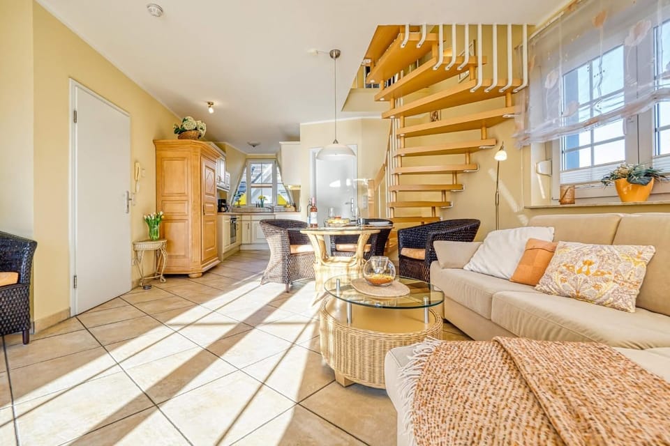 Hoppenberg 22, Whg 2 Apartment in Zingst