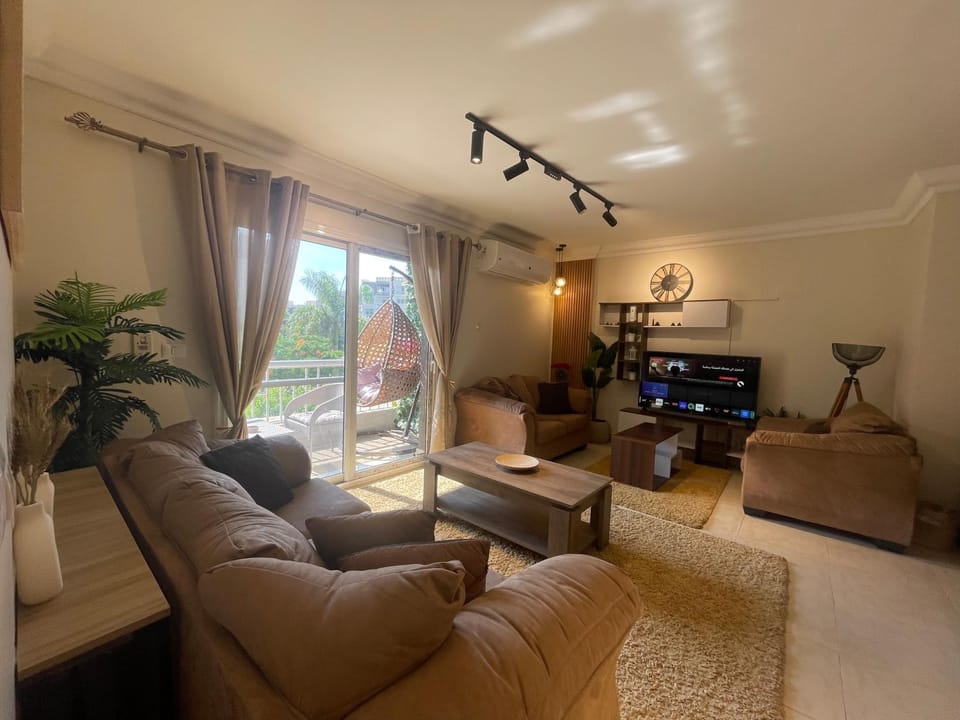 TV and multimedia, Balcony/Terrace, Living room