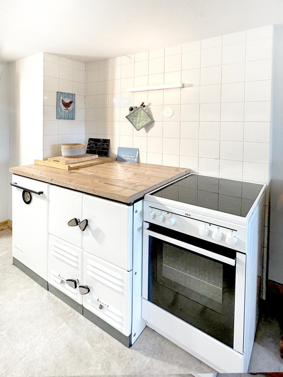 Kitchen or kitchenette, stove, kitchen