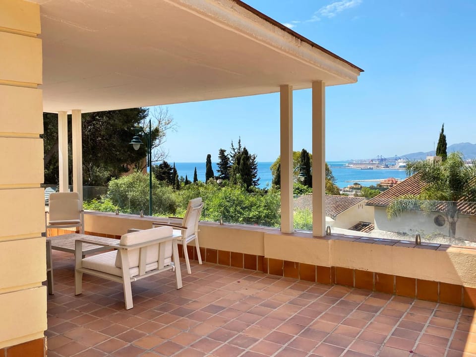 Solarium, View (from property/room), Balcony/Terrace, Balcony/Terrace, City view, City view, Sea view, Quiet street view