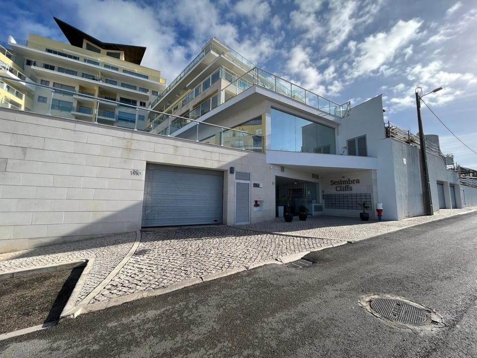 A-MO Sesimbra by Trip2Portugal House in Sesimbra