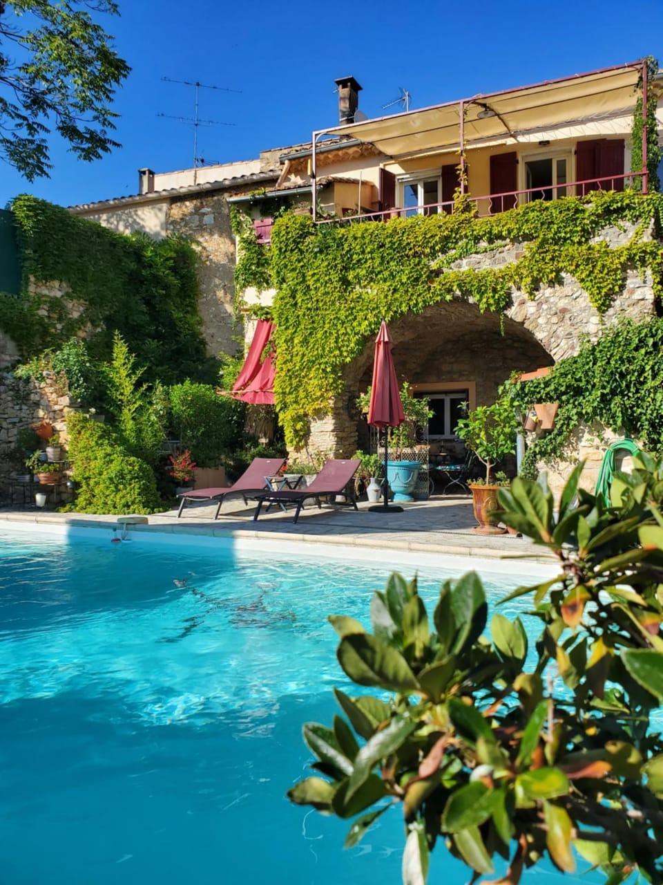 Swimming pool