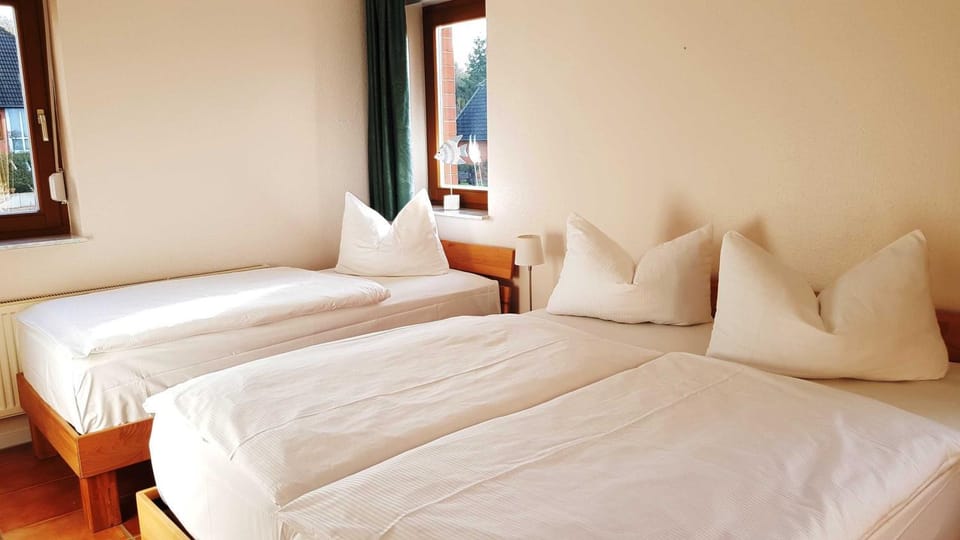 Ferienwohnung mit Balkon und Seeblick im 1 OG Apartment hotel in Sellin