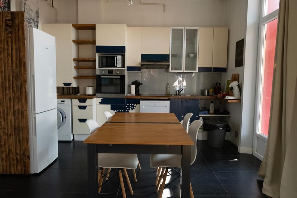 Kitchen or kitchenette, Dining area, dishwasher, oven, stove, toaster, kitchen