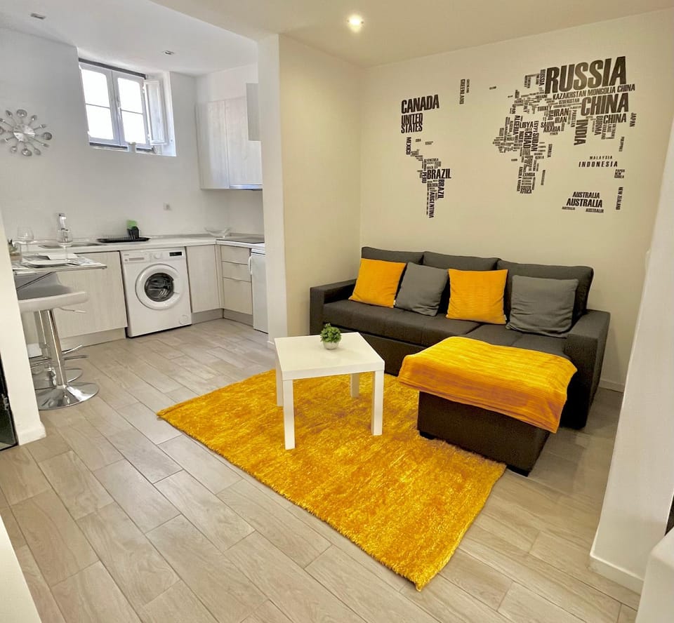Typical Lisbon center Apartment in Lisbon
