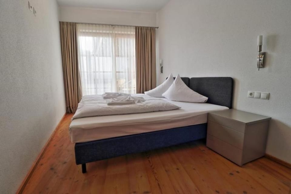 Property building, Living room, Bedroom