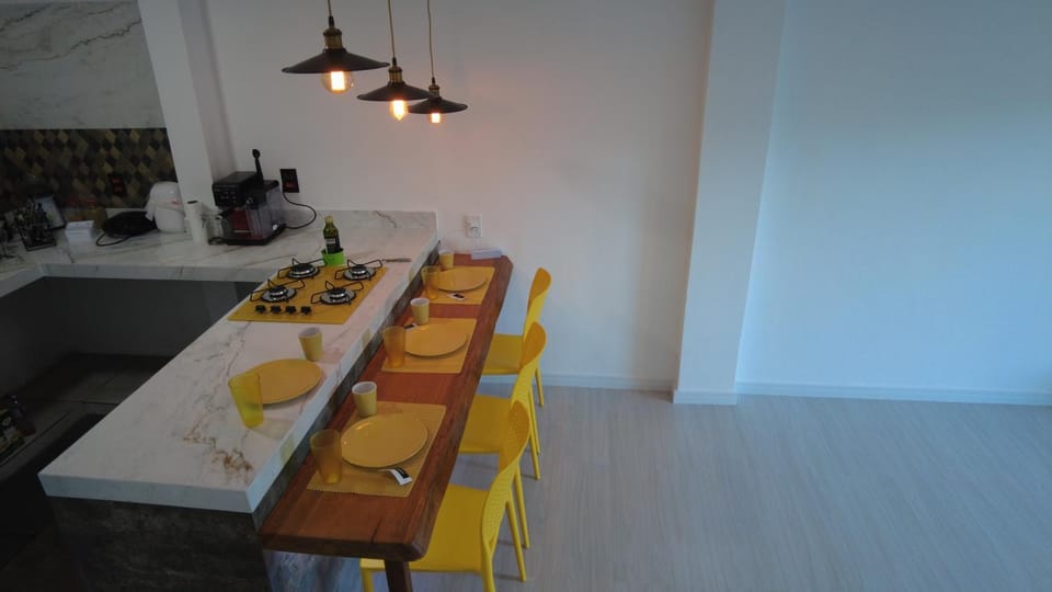 Coffee/tea facilities, Dining area