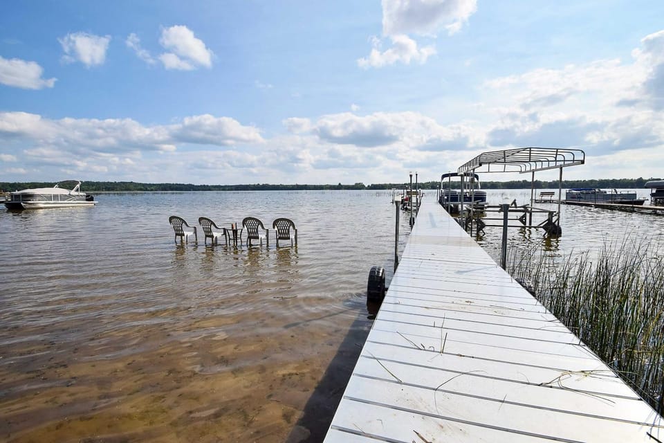 Cabin w/ Gradual Slope to Sandy Bottom Swimming! Cabin in Wisconsin