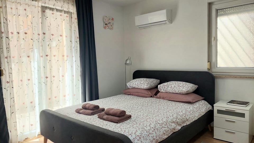Studio 7even Ground Floor Apartment in Pula
