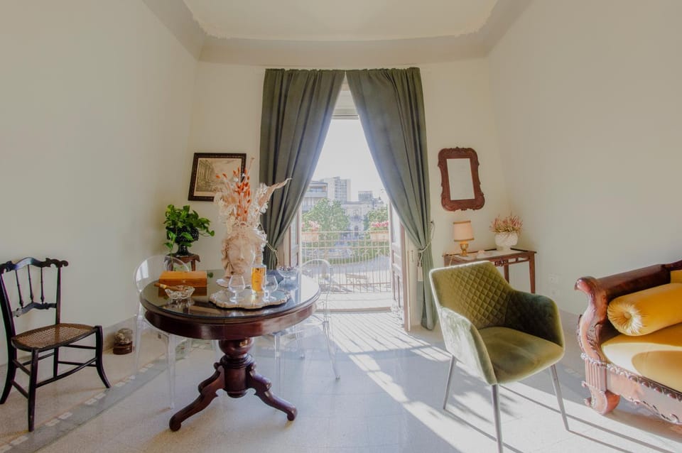 Living room, Seating area, Internal: Not applicable to any particular room