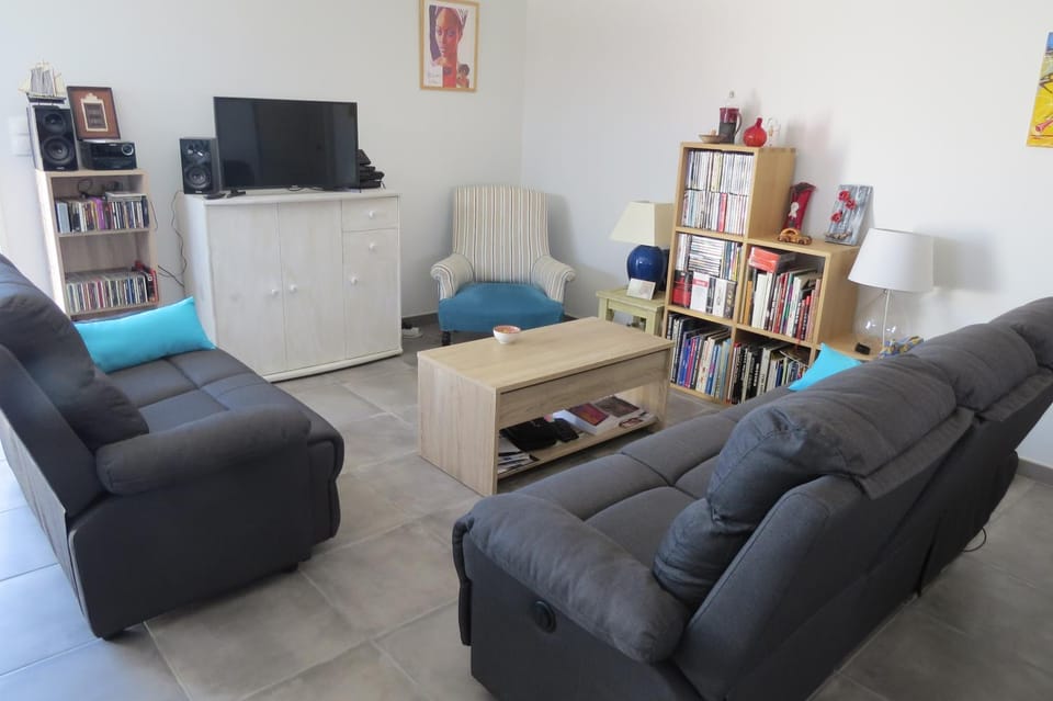 Chambre chez Marie avec vue imprenable Vacation rental in Nouvelle-Aquitaine