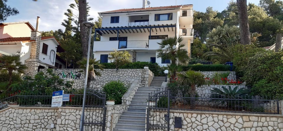 Apartments & Rooms Bianca Apartment in Mali Losinj